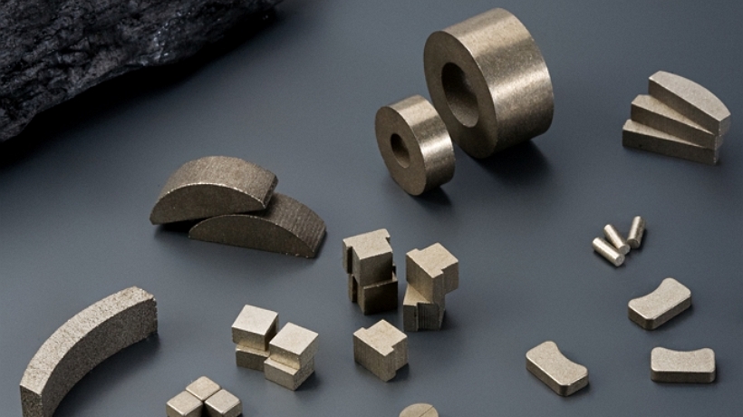 钐钴磁铁是怎么”烧”出来的?揭秘耐高温“磁王”钐钴磁钢的诞生之旅!